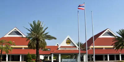 Image for โรงเรียนนานาชาติ ISB (International School Bangkok) กับ Cafeteria ดีไซน์ใหม่ยิ่งใช้ยิ่งชอบ