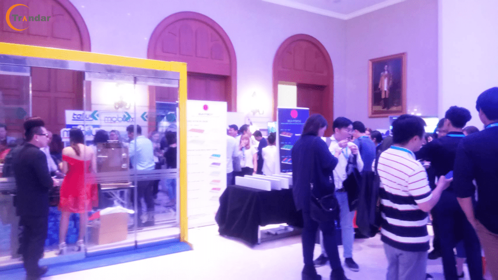แทรนดาร์ อะคูสติก @ BCI EQUINOX BANGKOK 2018
