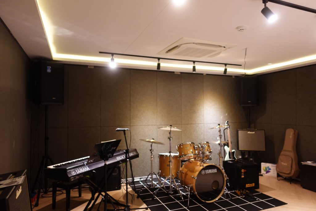 trandar-musicroom