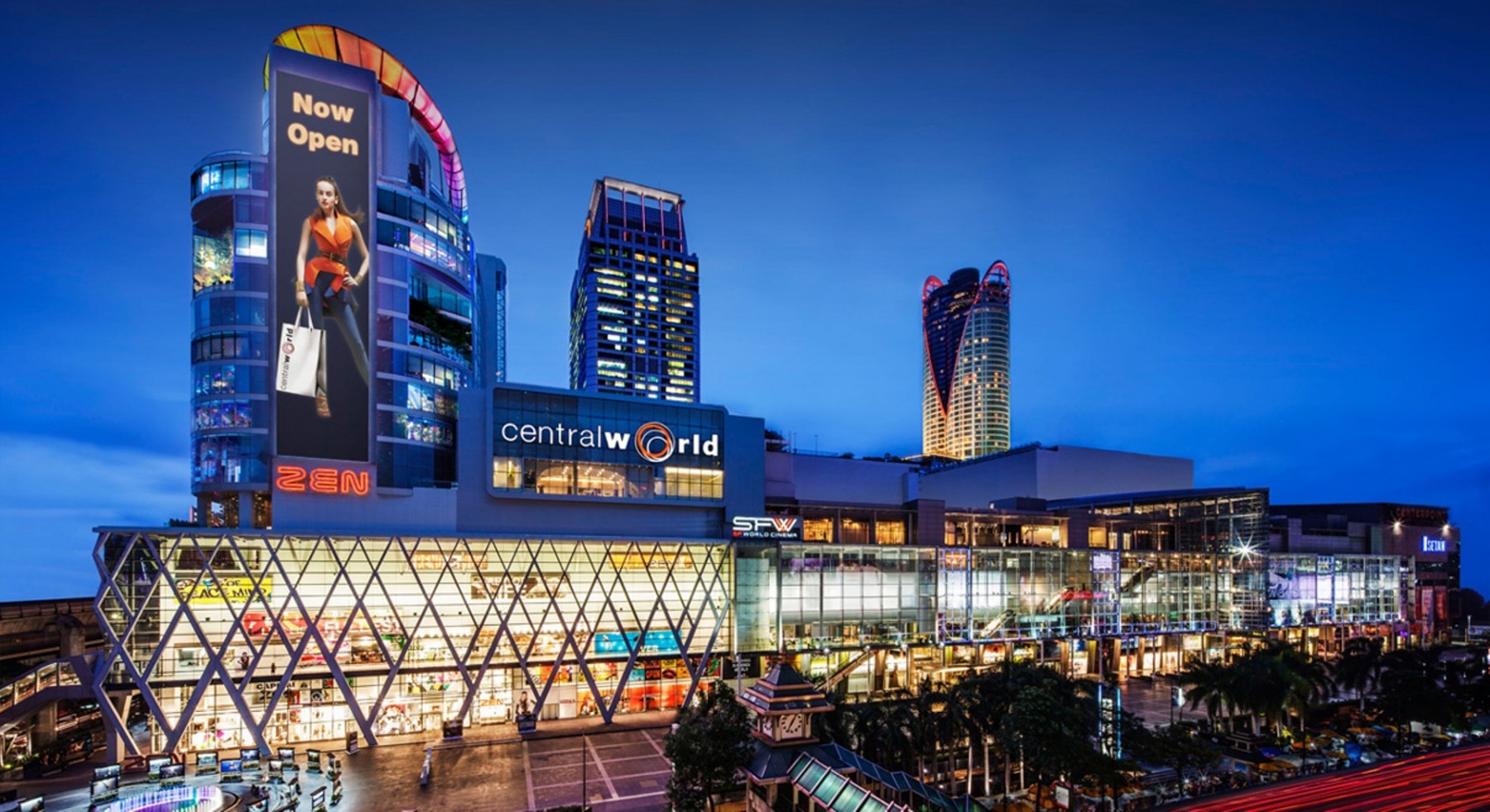 Central world แหล่ง shopping ใจกลางเมือง โลเคชั่นโปรดของใครหลายๆคน