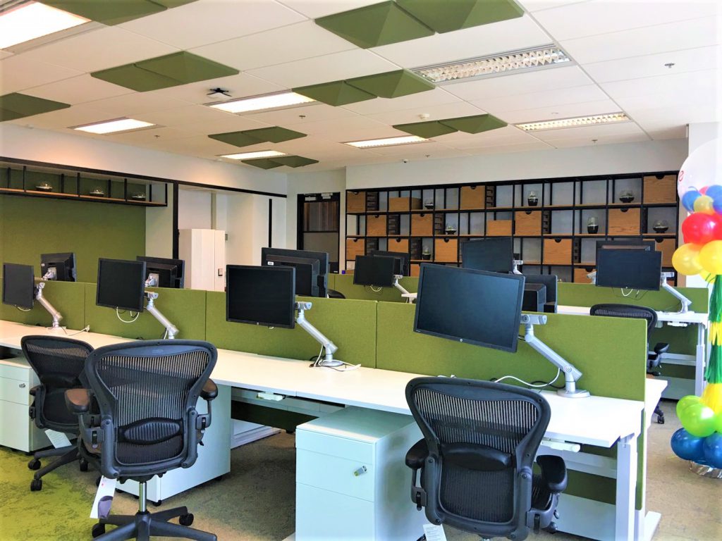 Office Google ใช้ฝ้าอะคูสติก Trandar Gedina E