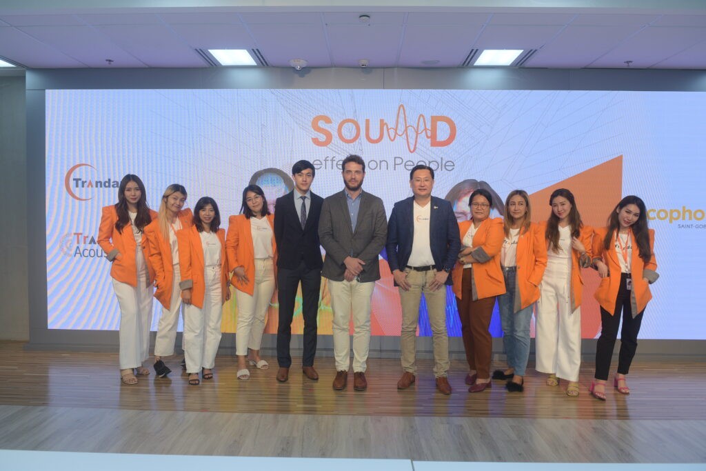 press-conference-trandar-sound-effect-on-people